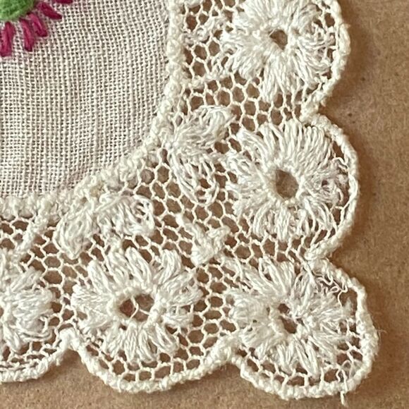 Vtg Lace Embroidered Handkerchief Floral Formal Dainty Vintage Feminine Bridal - Picture 6 of 11